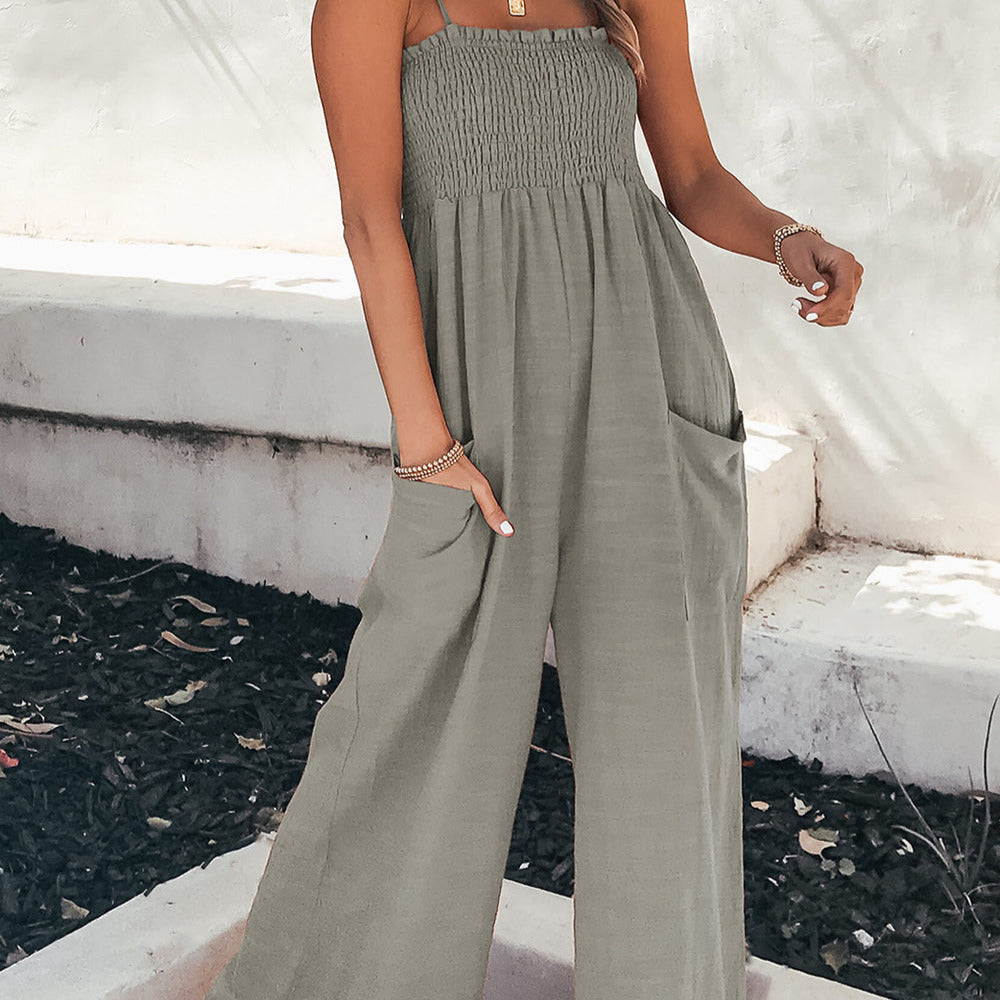 Women's - Sleeveless Summer Jumpsuit - Functional Pockets