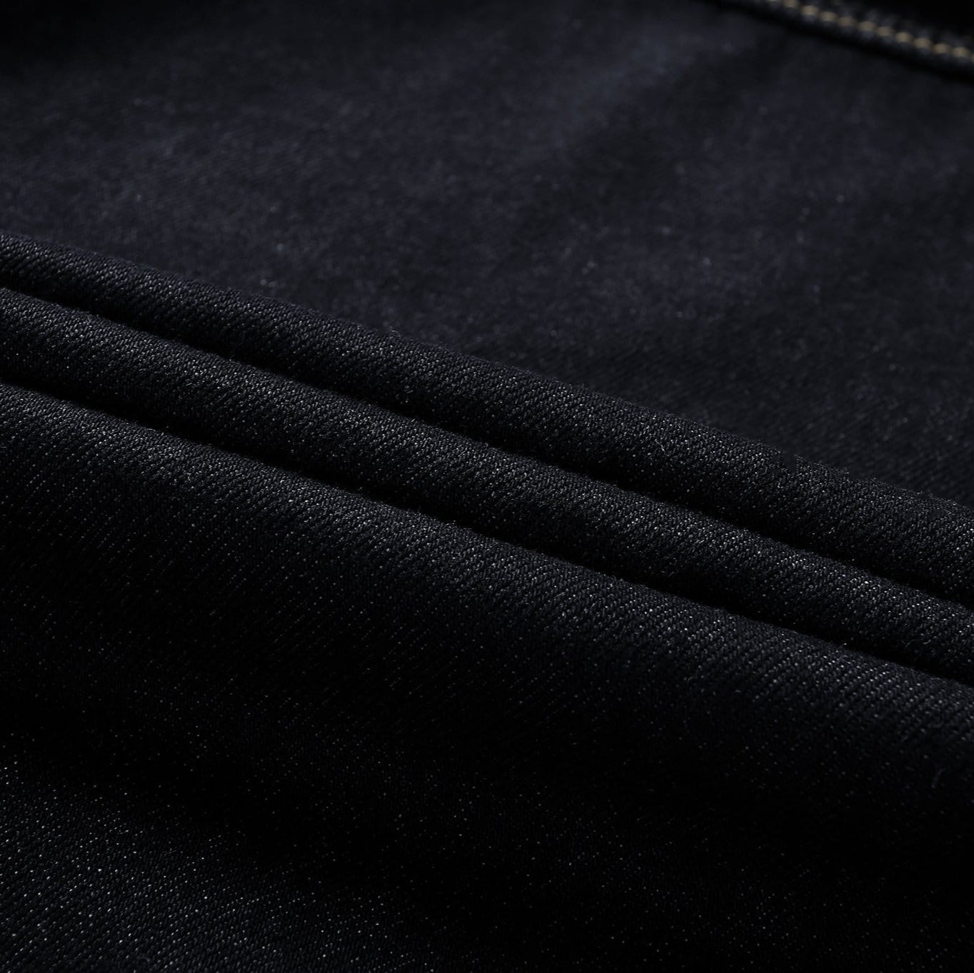 Men's - Fleece Lined Denim Jacket - Warm & Stylish Outerwear for Cold Weather