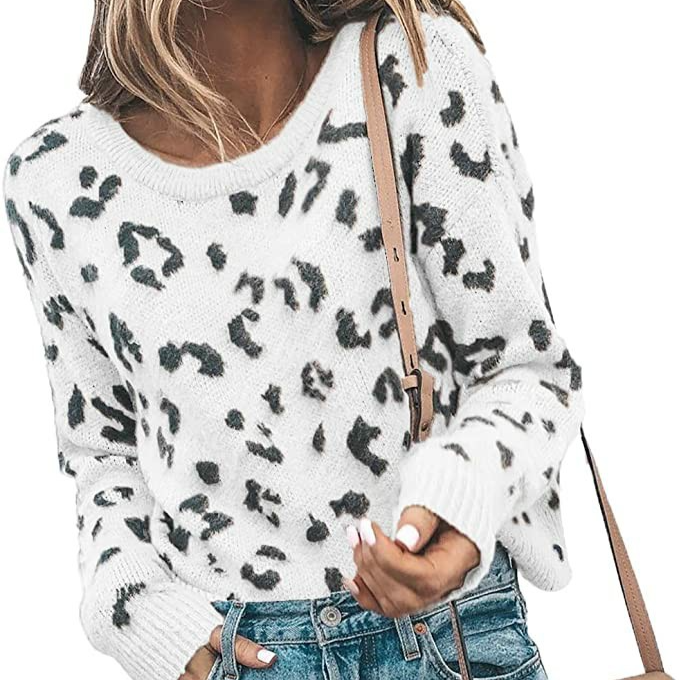 Women's - Knitted Jumper - Cosy Leopard Print Sweater - Stylish Casual Wear