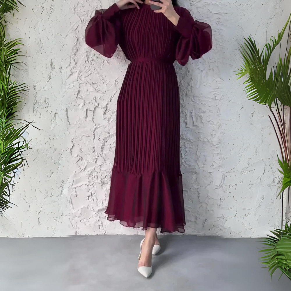 Women's - Pleated Elegant Dress - Stylish Comfort for Special Occasions - Fashion-Forward Design - Perfect for Every Celebration
