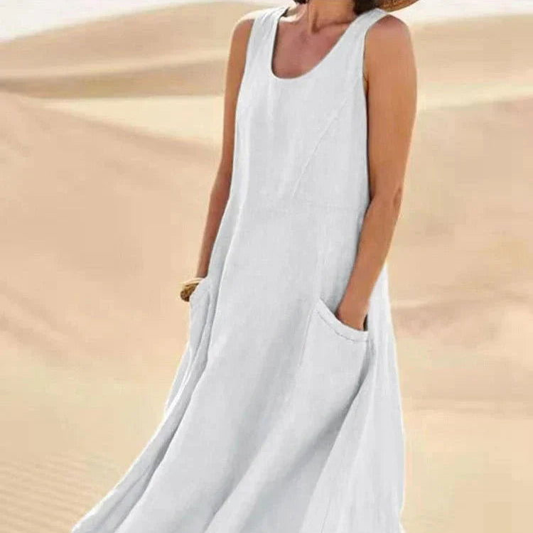 Women's - Chic Maxi Dress - Linen Fabric - Stylish with Convenient Pockets - Perfect for Summer Outings