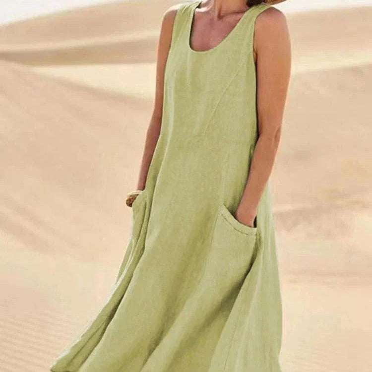 Women's - Chic Maxi Dress - Linen Fabric - Stylish with Convenient Pockets - Perfect for Summer Outings