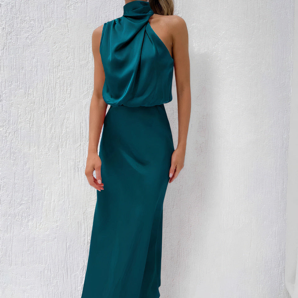 Women's - Elegant Halter Maxi Dress - Chic Style