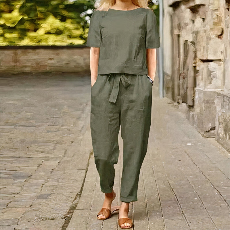 Women’s - Linen Blouse and Pants Set - Stylish, Comfortable Outfit - Ideal for Casual Outings and Everyday Style