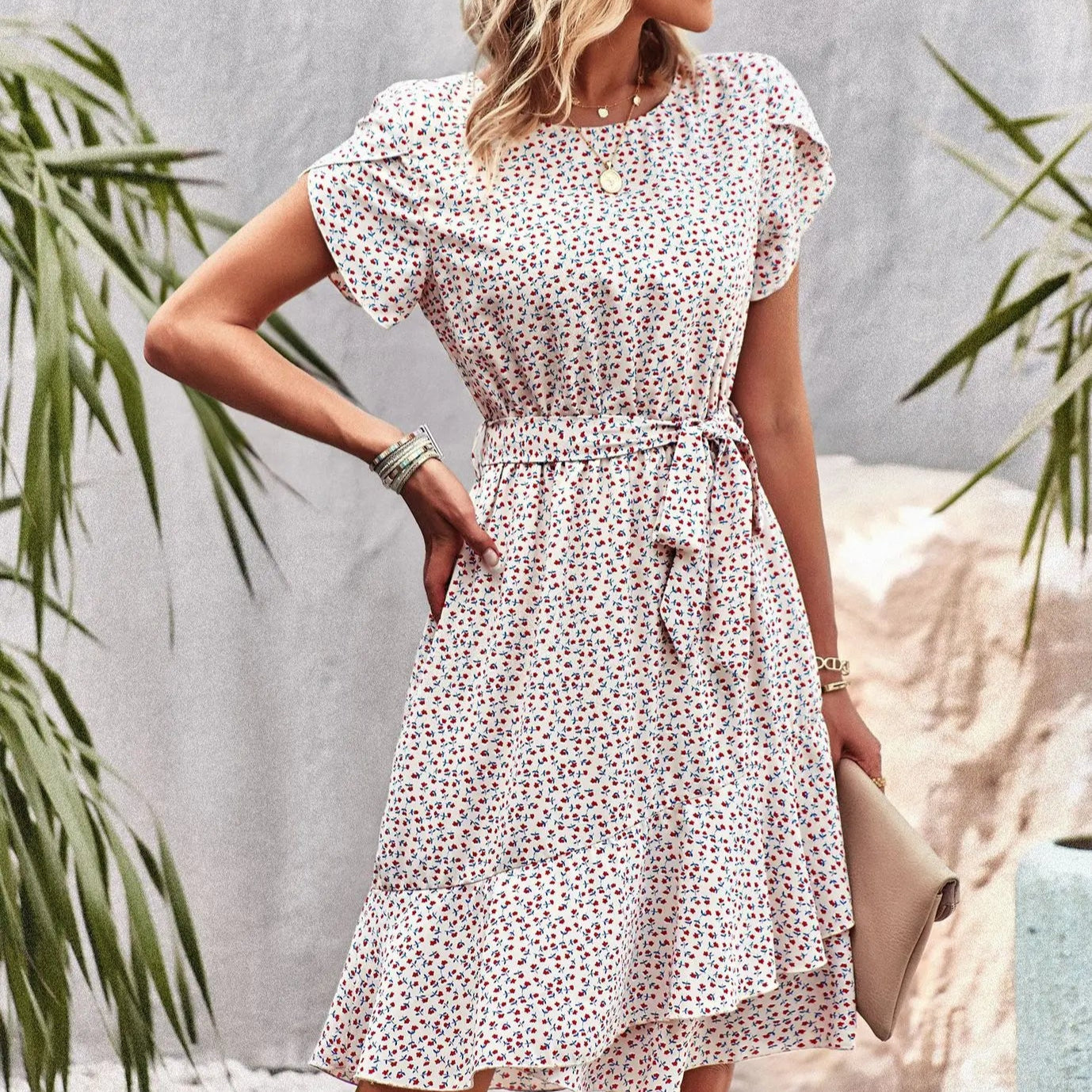 Women's - Summer Short Dress - Lightweight Fabric - Casual Chic Style - Ideal for Warm Weather Outings & Events