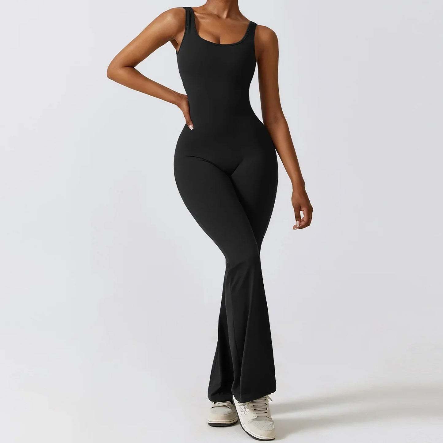 Women's - Flattering Contour Jumpsuit - Stylish Comfort - Perfect for Any Occasion - Trendy Women's Fashion