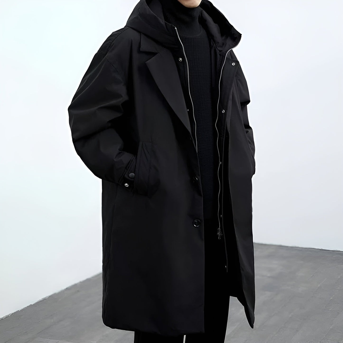 Men's - Stylish Trench Coat - Water-Resistant Fabric - Perfect for All Seasons