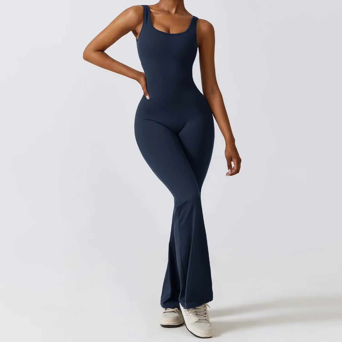 Women's - Flattering Contour Jumpsuit - Stylish Comfort - Perfect for Any Occasion - Trendy Women's Fashion