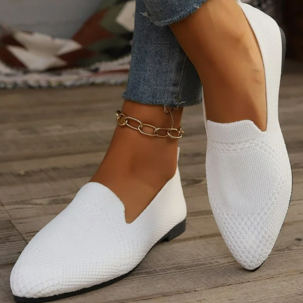 Women's - Comfortable Flat Shoes - Stylish Design - Versatile Footwear for Everyday Wear