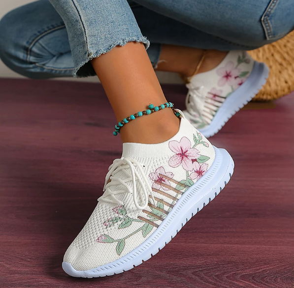 Women's - Lace-Up Shoes - Stylish & Comfortable Footwear for Everyday Wear - Perfect for Any Occasion
