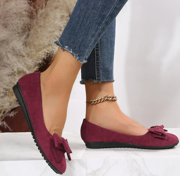 Women's - Ribbon Flat Shoes - Stylish and Comfortable - Perfect for Everyday Wear - Trendy Footwear