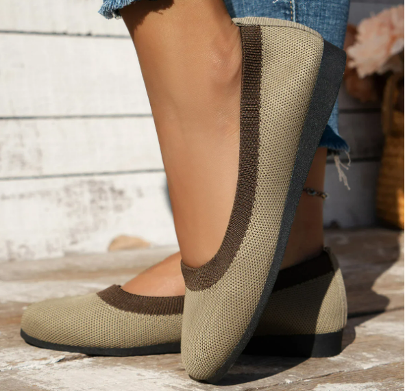 Women's - Comfortable Round Toe Flats - Versatile Everyday Shoes - Stylish, Lightweight Footwear for All Occasions