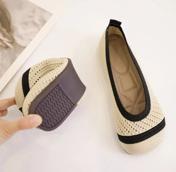 Women's - Ballet Shoes - Comfortable & Stylish - Perfect for Dance & Performance - Lightweight Design