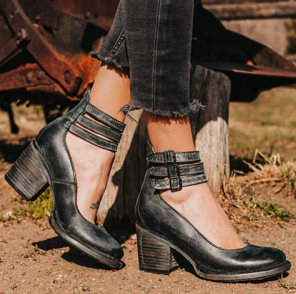 Women's - Vintage Heels - Classic Style - Comfortable Fit - Timeless Design for Any Occasion - Stylish Women's Shoes