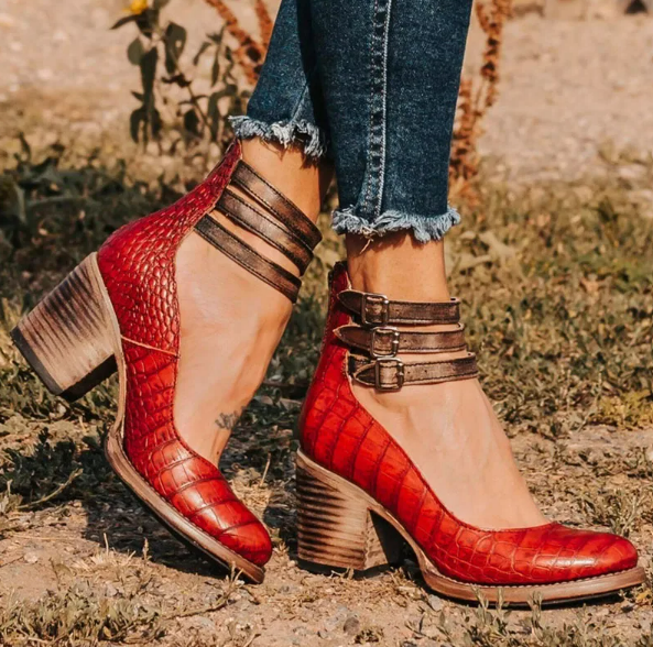 Women's - Vintage Heels - Classic Style - Comfortable Fit - Timeless Design for Any Occasion - Stylish Women's Shoes