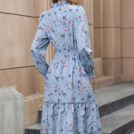 Women's - Floral Print Dress - Lightweight Flowing Fabric - Ideal for Summer Outings - Elegant & Comfortable Style