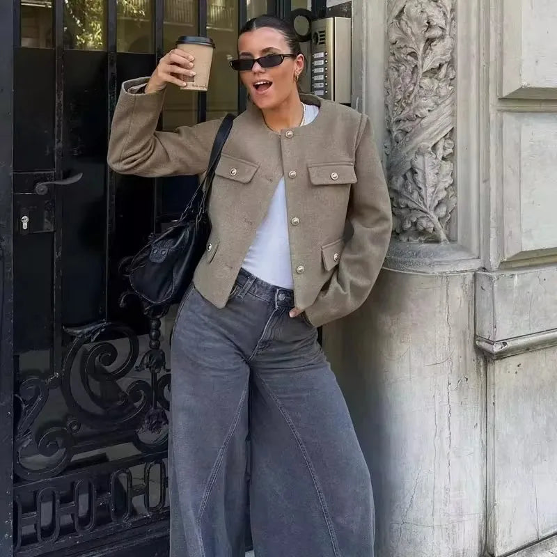 Women's - Trendy Jacket - Stylish Design - Comfortable Fabric - Perfect for Casual Outings