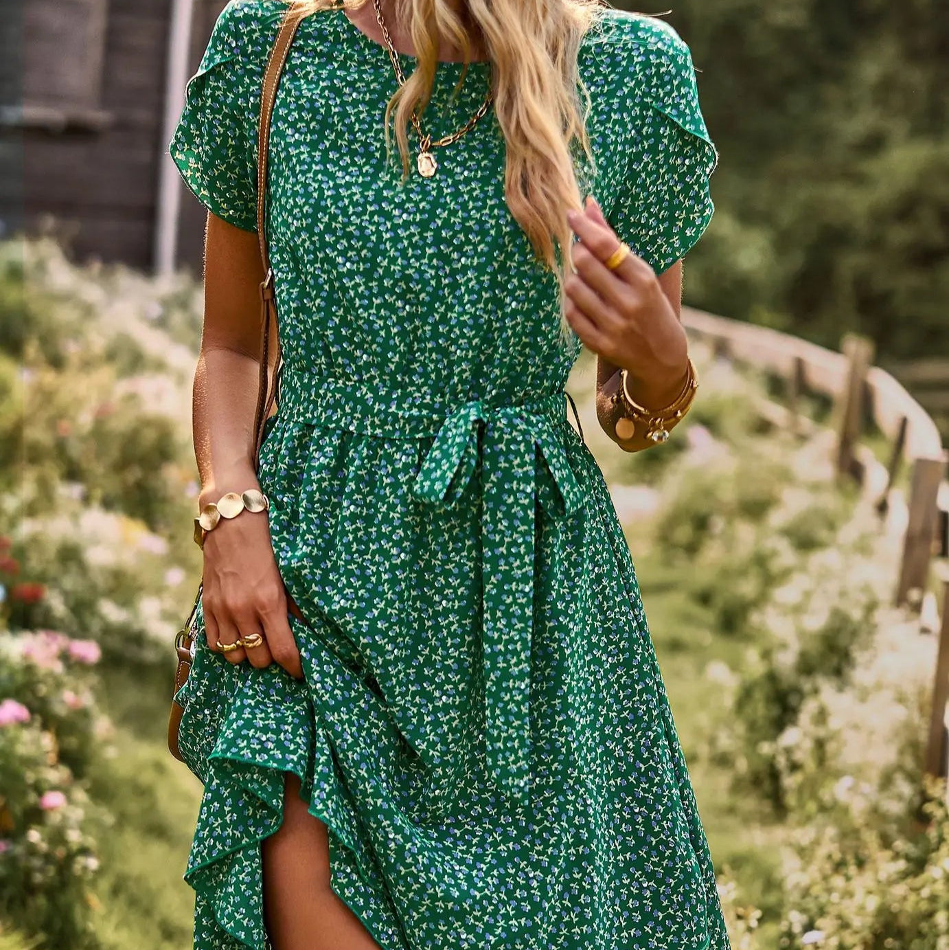 Women's - Summer Short Dress - Lightweight Fabric - Casual Chic Style - Ideal for Warm Weather Outings & Events