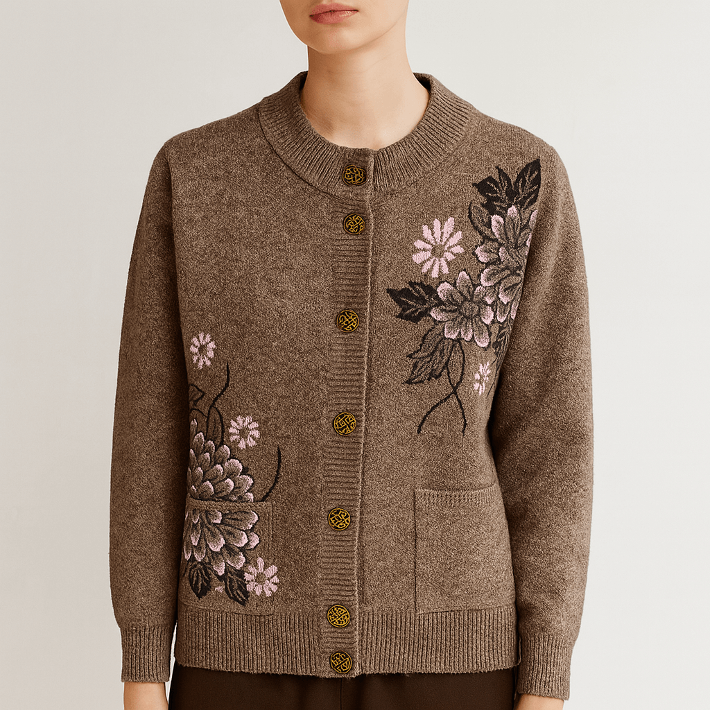 Women's - Floral Charm Cardigan - Cosy Knitwear - Stylish Floral Design - Ideal for Layering and Comfort