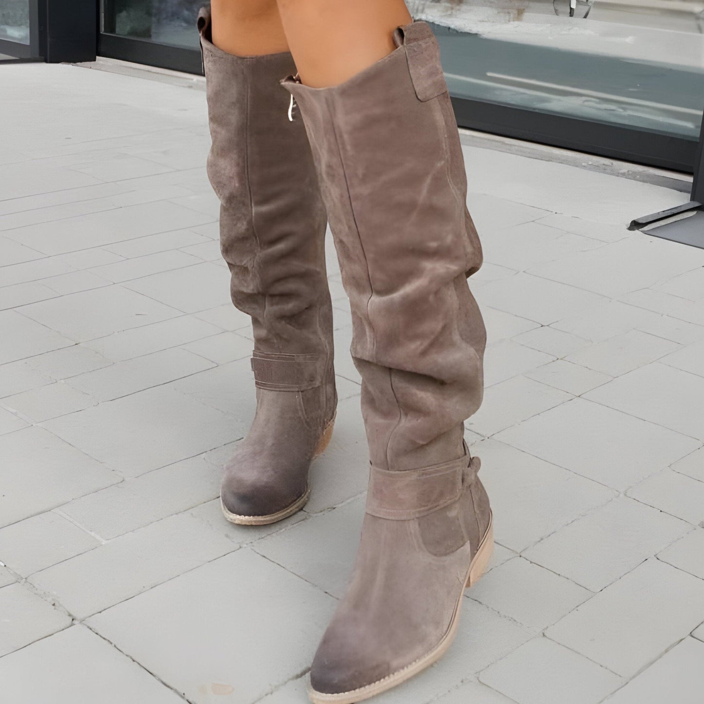 Women's - Comfortable Knee-High Leather Boots - Stylish & Durable Footwear
