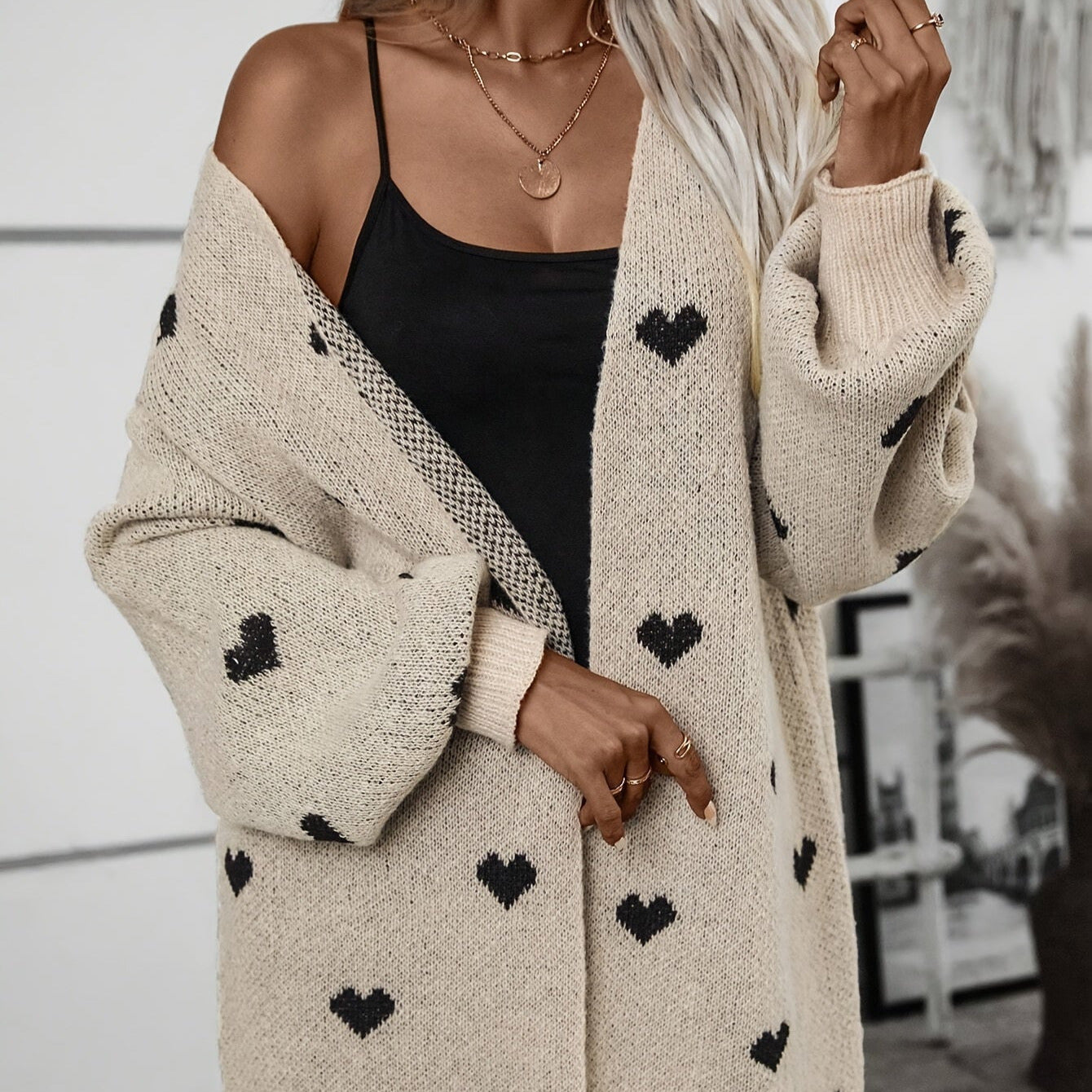 Women's - Heart Pattern Cardigan - Long Sleeve Style
