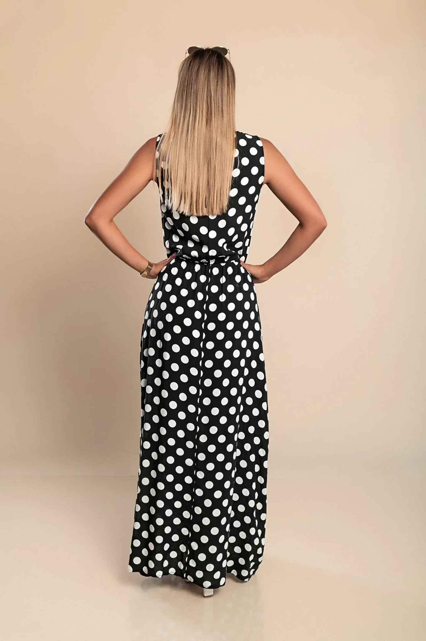 Women's - Polka Dot Maxi Dress - Breezy Cotton Blend - Stylish Summer Fashion - Perfect for Any Occasion