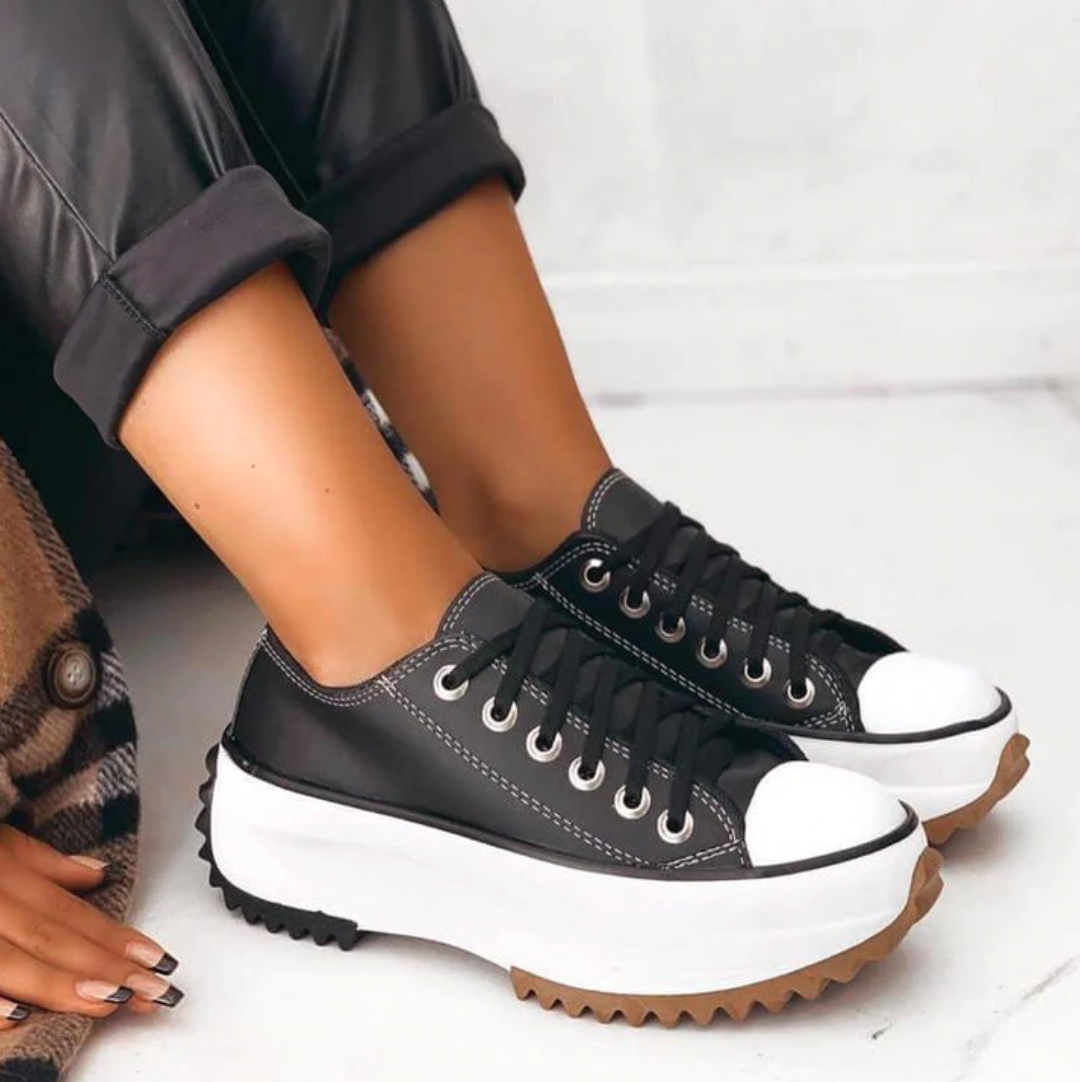 Women's - Dynamic Plateau Sneakers - Stylish & Comfortable