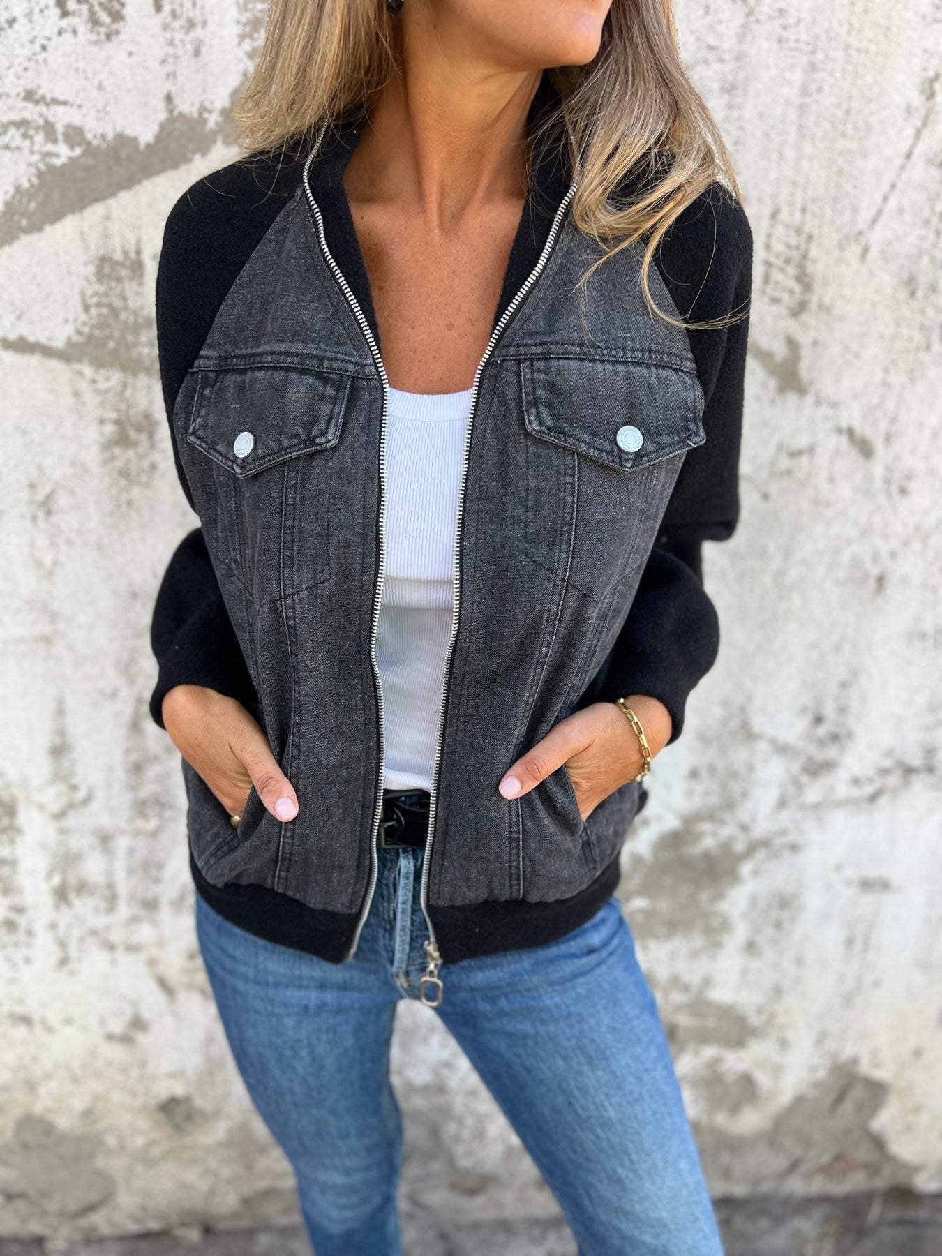 Women's - Sporty Denim Jacket – Stylish Design – Casual Outerwear