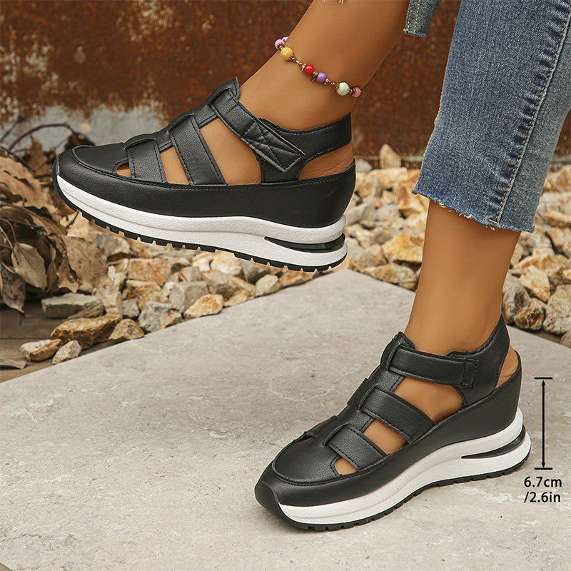 Women's - Closed Sandals - Comfortable Design - Stylish Footwear for Everyday Wear