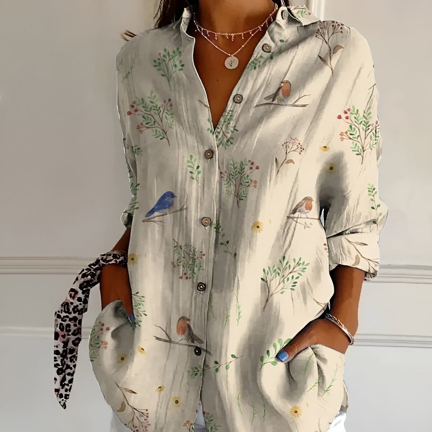 Women's - Floral Button-Up Shirt - Lightweight and Breathable - Perfect for Warm Weather
