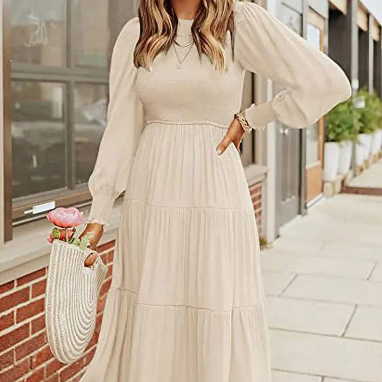 Women's - Trendy Dress - Comfortable Fabric - Stylish Everyday Wear for Any Occasion - Perfect for Every Wardrobe