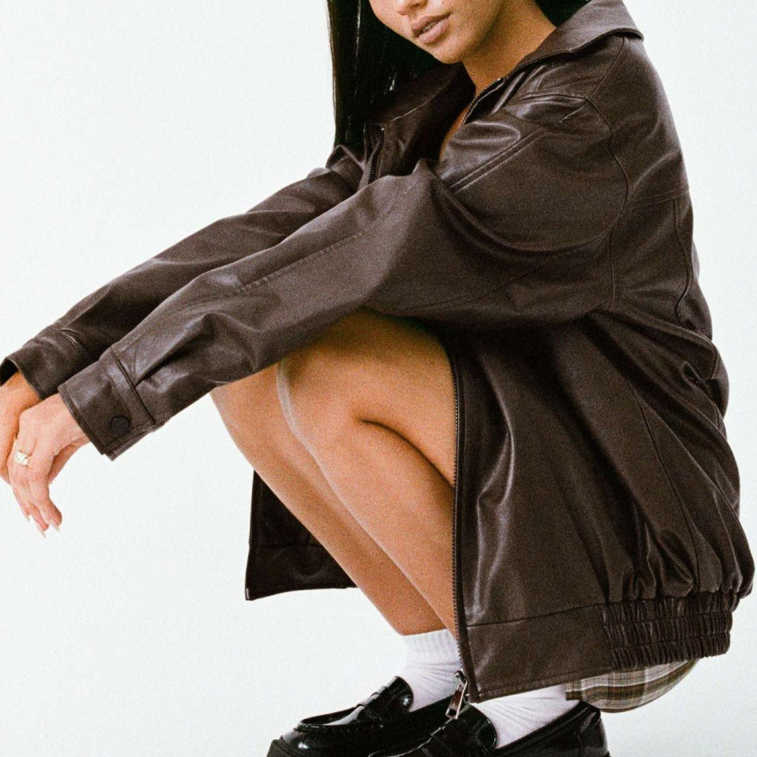 Women's - Relaxed Leather Jacket - Zip-Up High Collar Fit