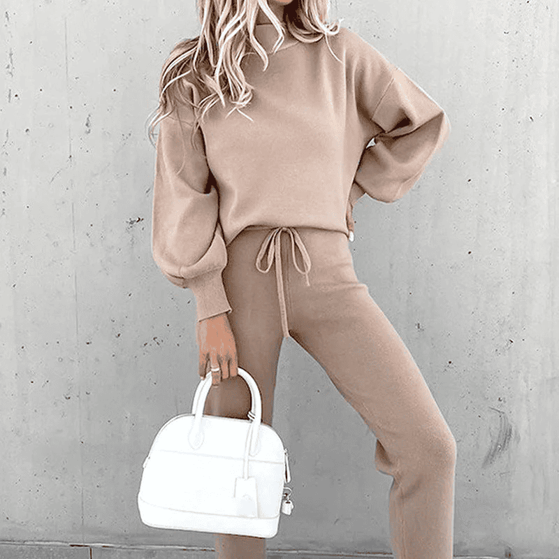 Women's - Chic Lounge Set - Ultra-Soft Fabric - Comfortable Relaxation Wear - Ideal for Home & Leisure