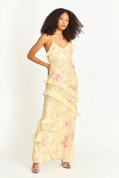 Women's - Ruffled Long Dress - Elegant Flowing Style - Perfect for Special Occasions and Casual Outings