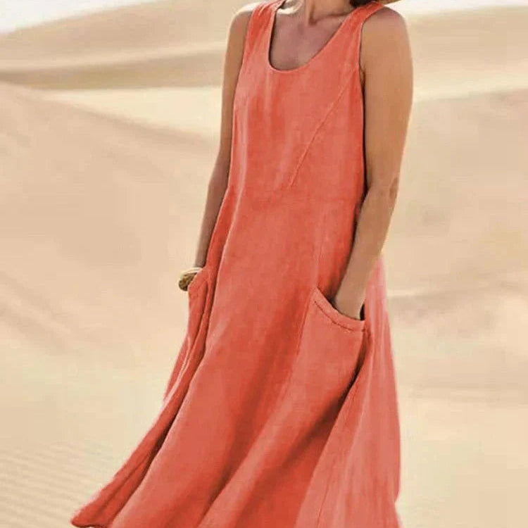 Women's - Chic Maxi Dress - Linen Fabric - Stylish with Convenient Pockets - Perfect for Summer Outings