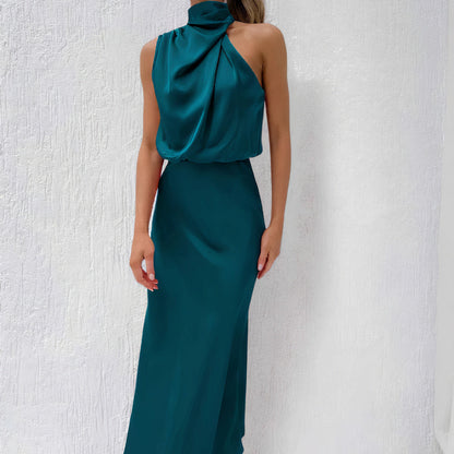 Women's - Elegant Halter Maxi Dress - Chic Style