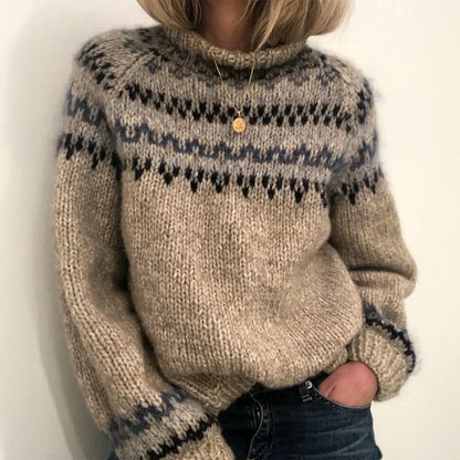 Women's - Cosy Scandinavian Sweater - Warm Knit Design for Comfort