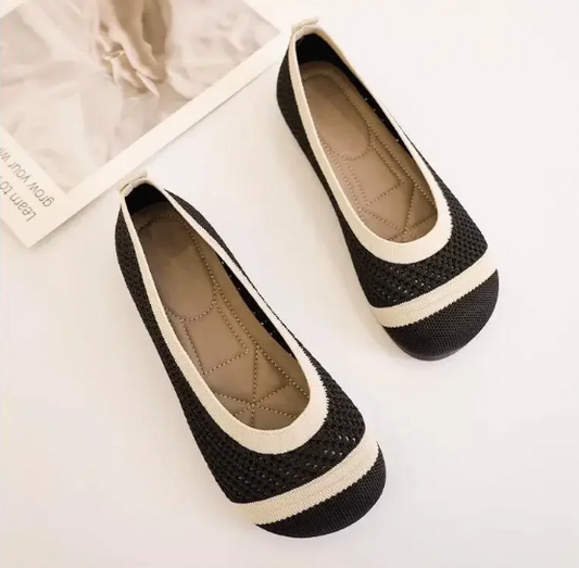 Women's - Ballet Shoes - Comfortable & Stylish - Perfect for Dance & Performance - Lightweight Design