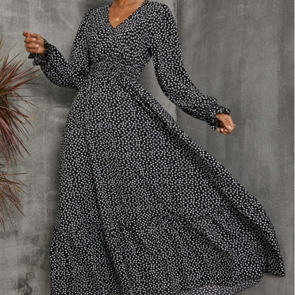 Women's - Bohemian Ruffle Dress - Lightweight Summer Fabric - Trendy Boho Style for Outings