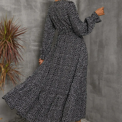 Women's - Bohemian Ruffle Dress - Lightweight Summer Fabric - Trendy Boho Style for Outings