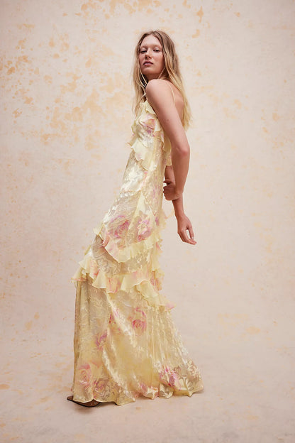 Women's - Ruffled Long Dress - Elegant Flowing Style - Perfect for Special Occasions and Casual Outings