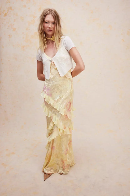 Women's - Ruffled Long Dress - Elegant Flowing Style - Perfect for Special Occasions and Casual Outings