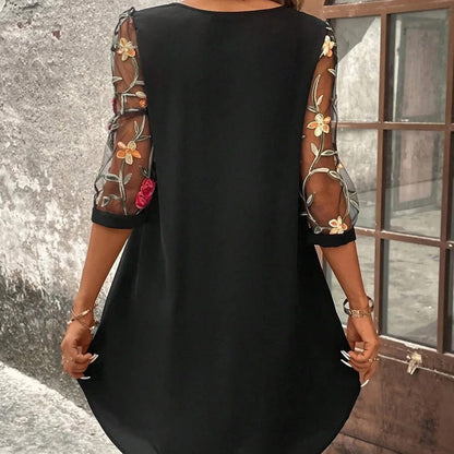 Women's - Light and Elegant Summer Dress - Breezy Style